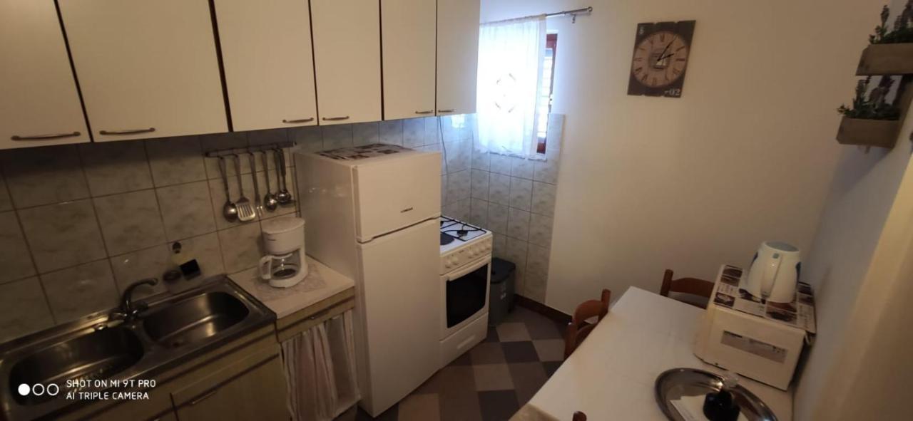 Leonarda Apartamento Omiš Exterior foto
